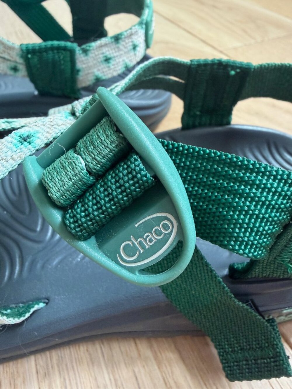 Chaco ZX/2 Sandals Green Strappy Toe Loop Size 9 Women Like New - Picture 3 of 8